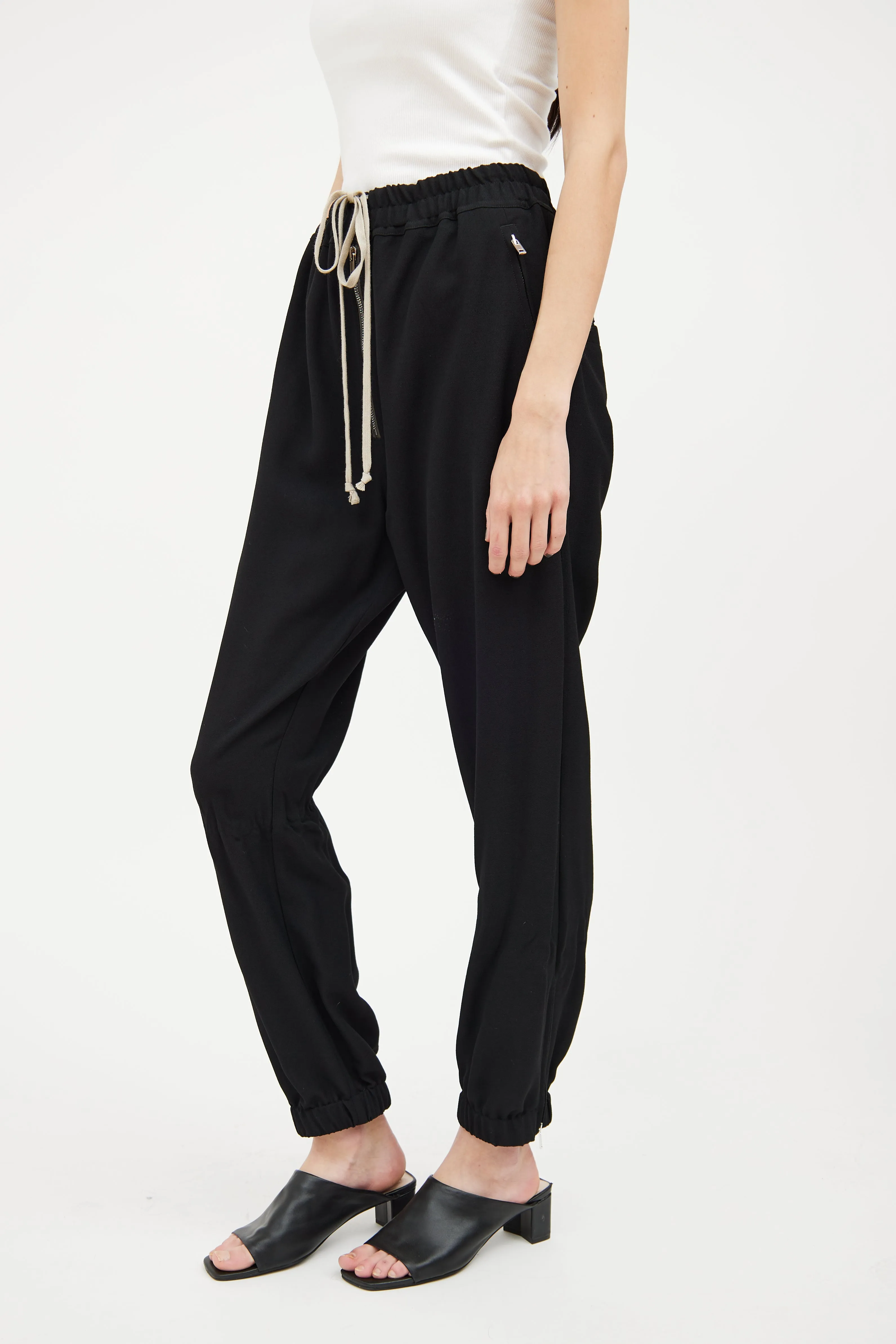 2021 Black Tapered Drawstring Pant