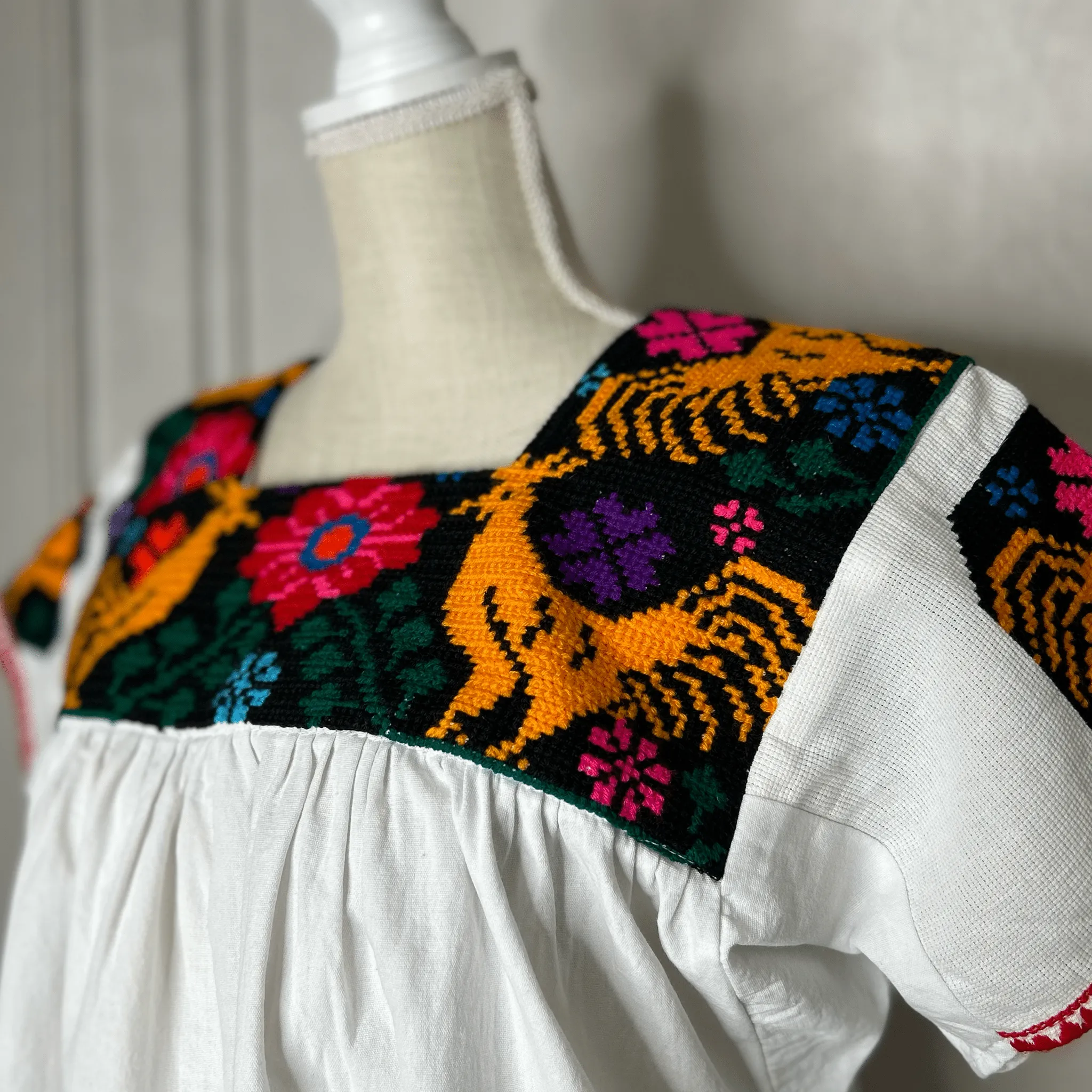Cross Stitch Chicontepec Nahua Tunic - Floral